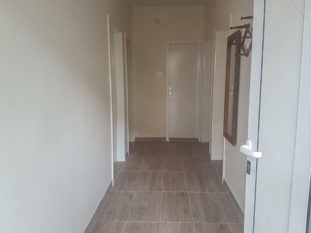 Apartment Drago Kaštela Eksteriør billede