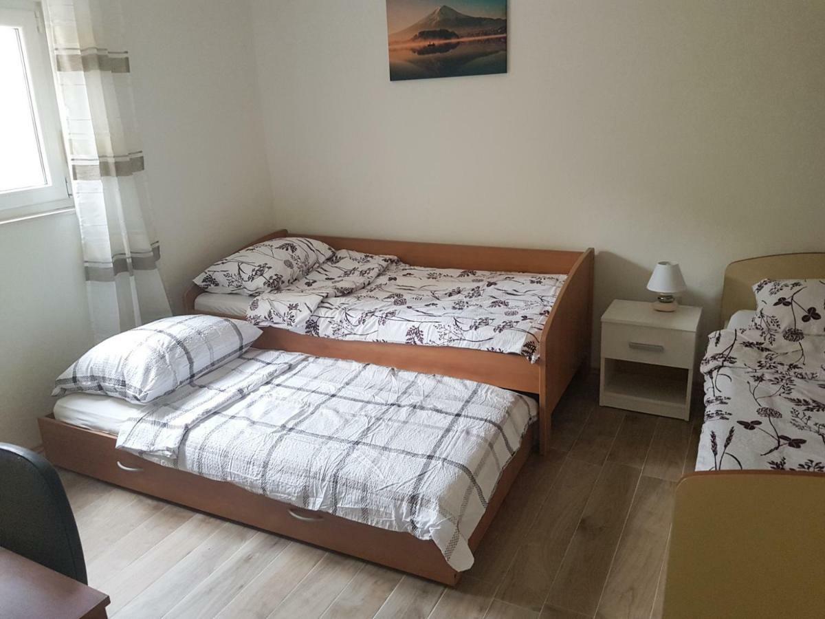 Apartment Drago Kaštela Eksteriør billede
